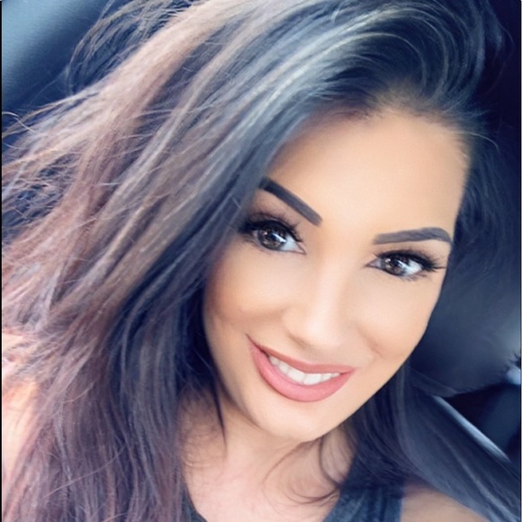 Hi my name is Crystal - Picture 4 of 8